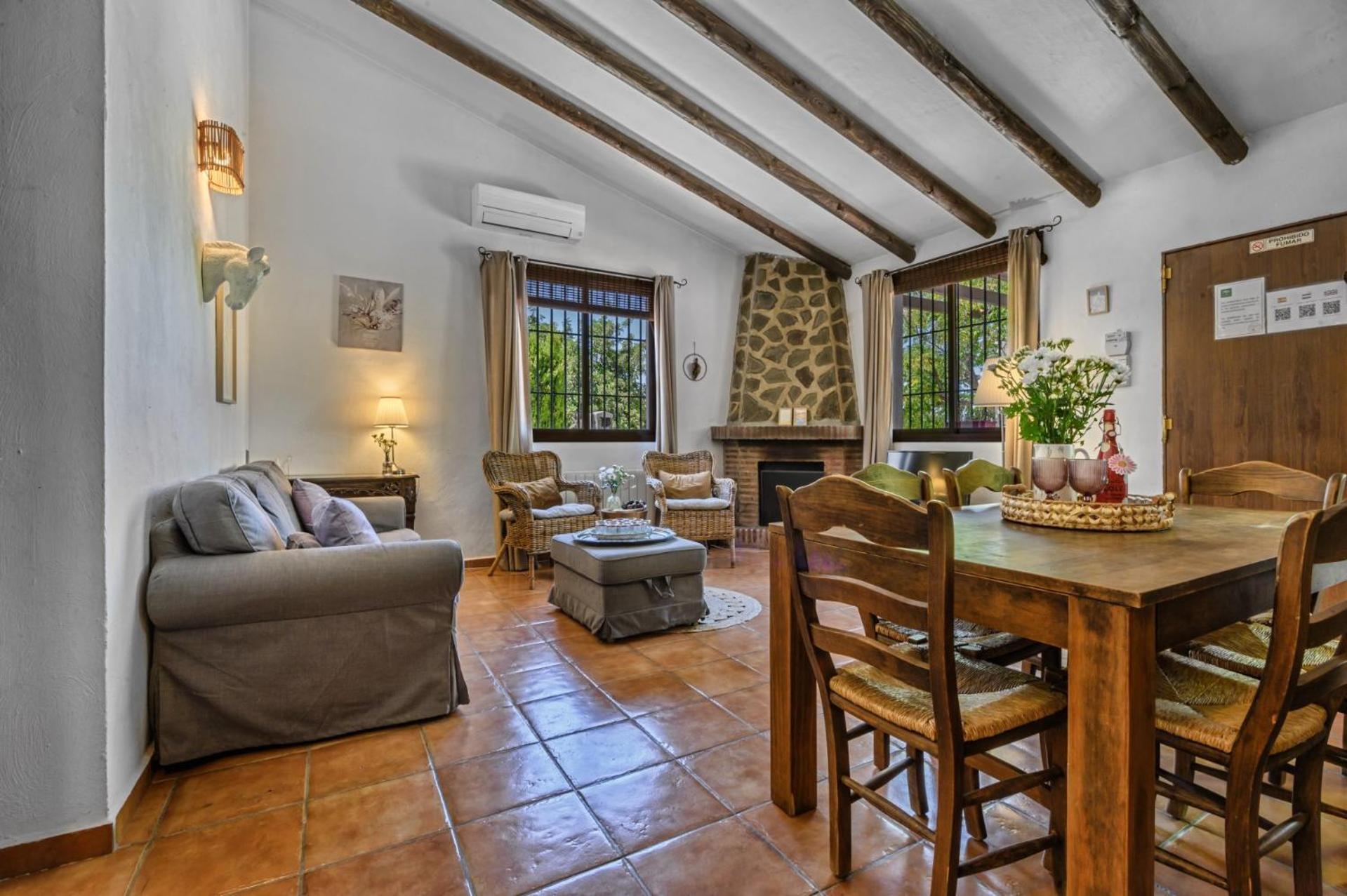 Casa Lobera Casas Rurales Canillas de Aceituno Luaran gambar